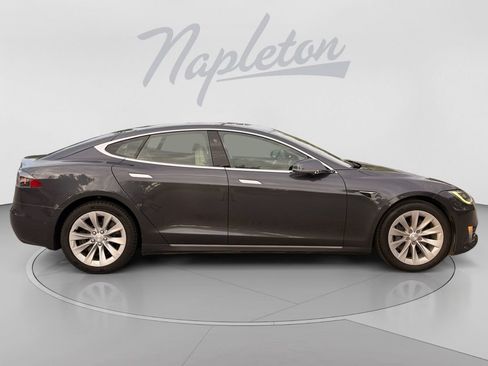 Used 2018 Tesla Model S AWD image 7