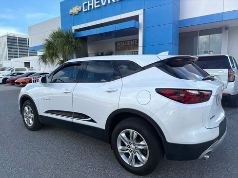 Used 2020 Chevrolet Blazer LT w/ LPO, Sport Package FWD image 3