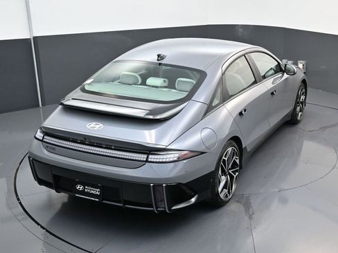 Used 2024 Hyundai Ioniq 6 SEL image 18