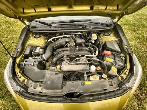 Used 2023 Subaru Crosstrek 2.0i image 17