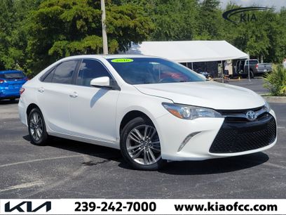 Used 2016 Toyota Camry SE w/ Moonroof Package