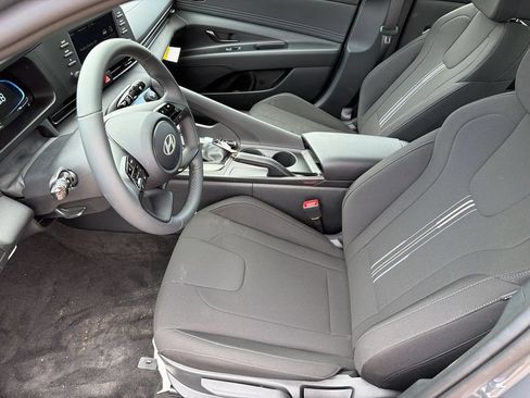 New 2026 Hyundai Elantra Sport FWD image 10