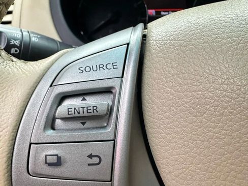 Used 2015 Nissan Altima 2.5 SV w/ Convenience Package FWD image 15