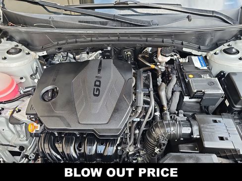 Certified 2023 Hyundai Tucson SEL w/ Convenience Package FWD image 13