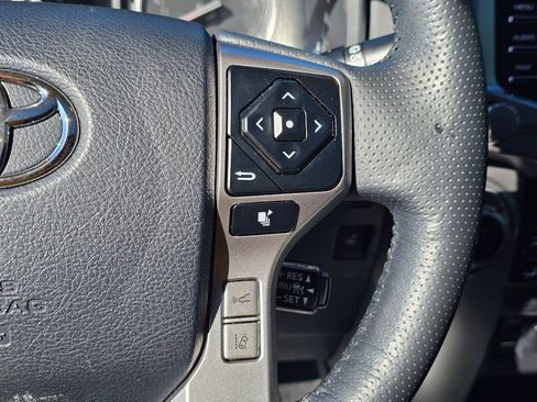 Used 2024 Toyota 4Runner Limited AWD/4WD image 36