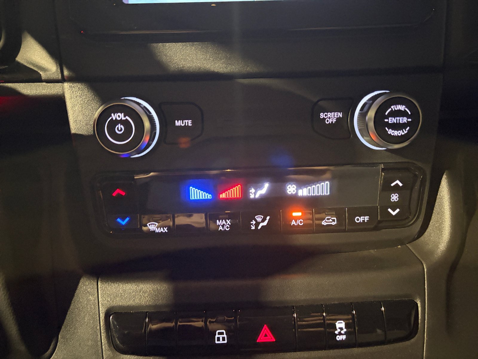 New 2027 RAM ProMaster 1500 FWD image 24