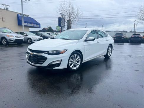 Used 2020 Chevrolet Malibu LT FWD image 1