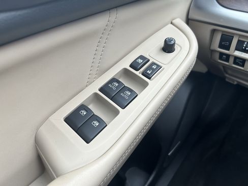 Used 2018 Subaru Outback 2.5i Limited image 19