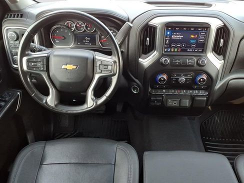 Used 2022 Chevrolet Silverado 2500 LTZ w/ Gooseneck/5TH Wheel Package AWD/4WD image 12
