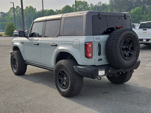 Used 2023 Ford Bronco Badlands w/ Sasquatch Package AWD/4WD image 11