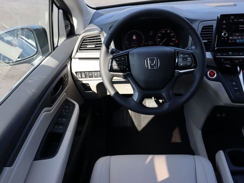 Used 2026 Honda Odyssey EX-L image 19