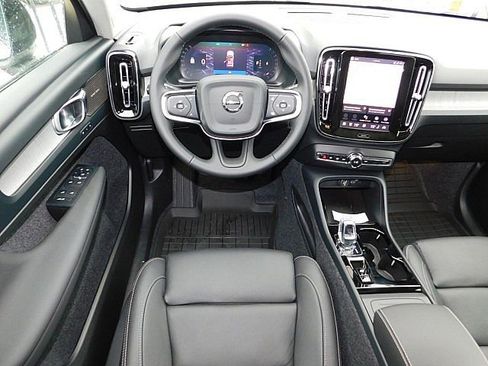 New 2026 Volvo XC40 B5 Ultra w/ Climate Package image 5