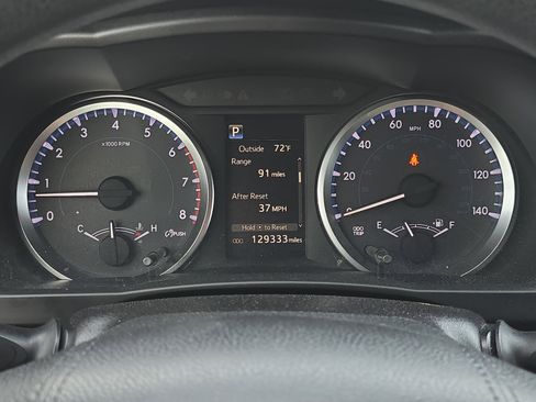 Used 2018 Toyota Highlander LE FWD image 20