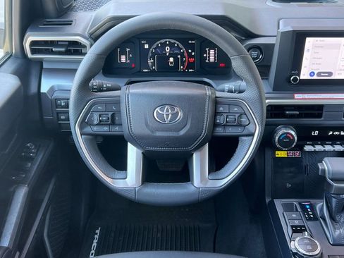 Used 2025 Toyota Tacoma SR5 w/ SR5 Upgrade Package image 17