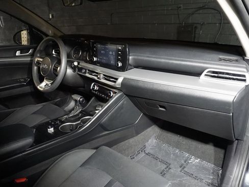 Used 2021 Kia K5 LXS image 17