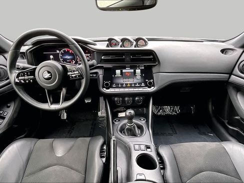 Used 2024 Nissan Z Performance w/ Floor Mat Package RWD image 14