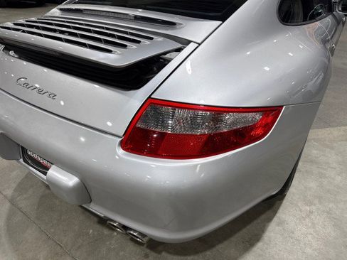 Used 2005 Porsche 911 Carrera image 39