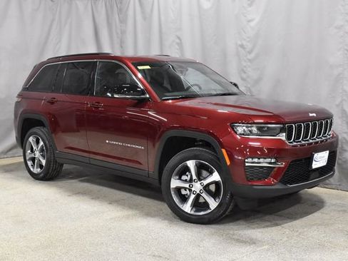 New 2025 Jeep Grand Cherokee Limited image 4