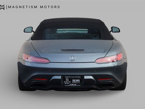 Used 2018 Mercedes-Benz AMG GT Roadster image 12