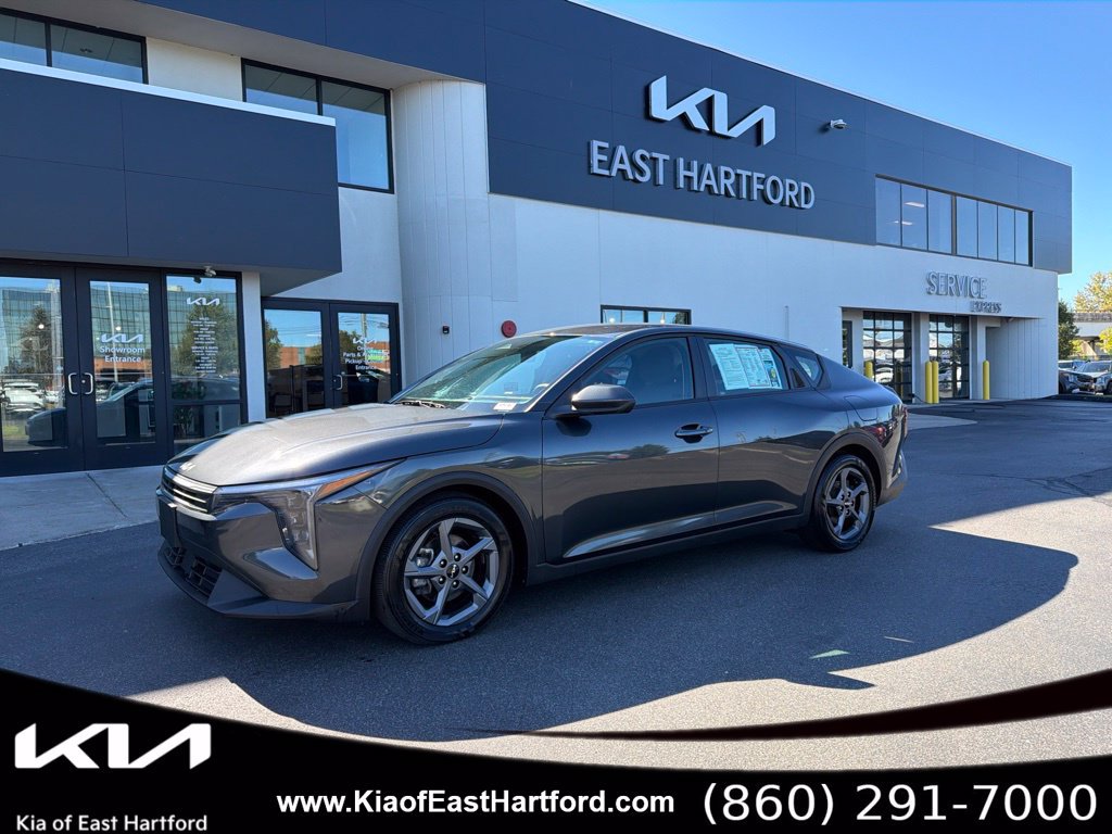 Used 2025 Kia K4 FWD image 1