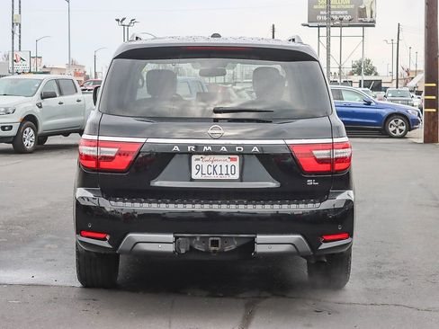 Used 2021 Nissan Armada SL w/ Captain's Chairs Package image 3