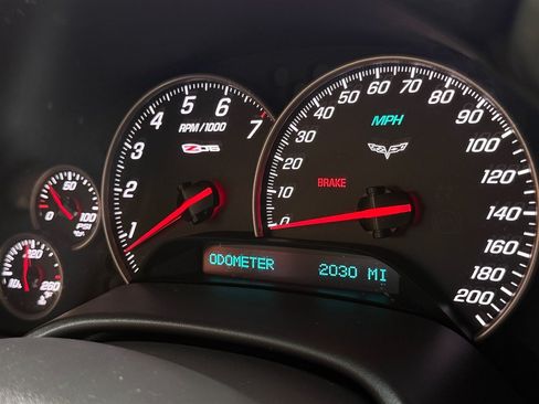 Used 2009 Chevrolet Corvette Z06 w/ Preferred Equipment Group RWD image 43
