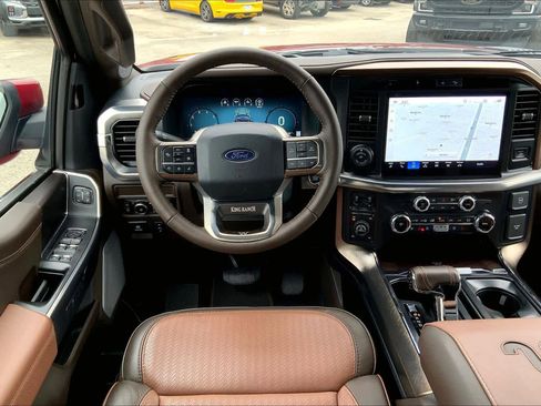 Used 2025 Ford F150 King Ranch w/ FX4 Off-Road Package image 5