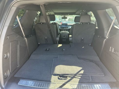 Used 2022 Chevrolet Tahoe RST w/ Luxury Package image 12