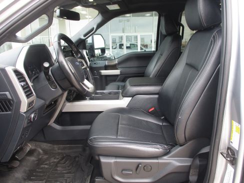 Used 2022 Ford F350 Lariat w/ Lariat Ultimate Package image 5