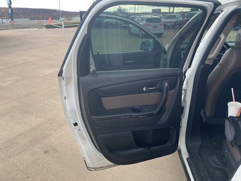 Used 2015 GMC Acadia SLT w/ Open Road Package image 13