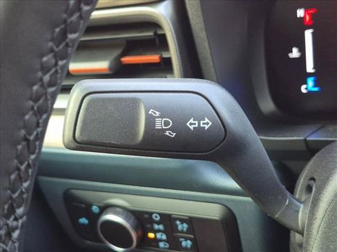 Used 2025 Ford Maverick Lariat w/ 4K Tow Package AWD/4WD image 6