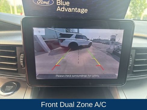 Certified 2022 Ford Explorer XLT RWD image 19