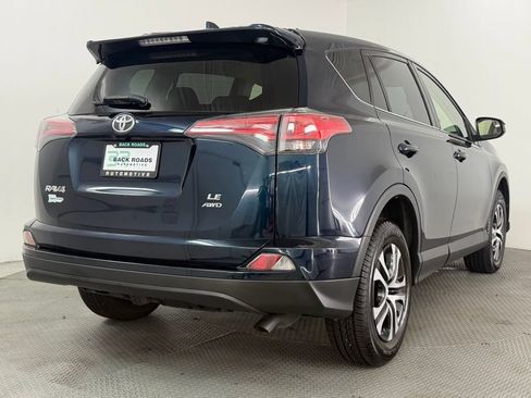 Used 2018 Toyota RAV4 LE w/ All Weather Liner Package AWD/4WD image 9