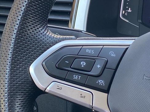 Certified 2021 Volkswagen Atlas SEL Premium image 7