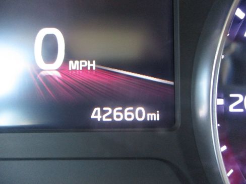 Used 2024 Kia Forte LXS w/ LXS Technology Package FWD image 11