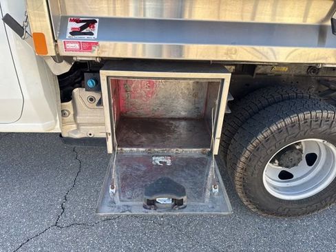 Used 2021 GMC Sierra 3500 4x4 Crew Cab w/ Convenience Package image 22