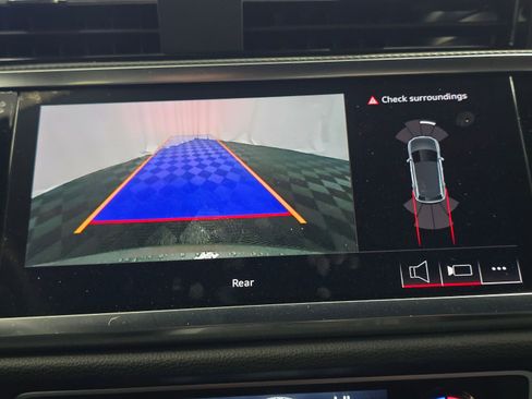 Certified 2025 Audi Q3 2.0T Premium w/ Convenience Package image 45