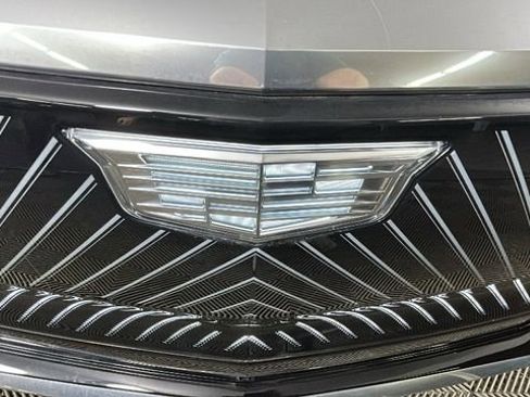 Used 2024 Cadillac Lyriq Tech AWD/4WD image 9