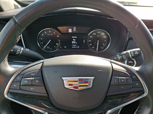 Used 2022 Cadillac XT5 Premium Luxury image 19