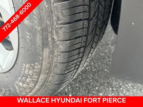Used 2024 Hyundai Tucson SE FWD image 18