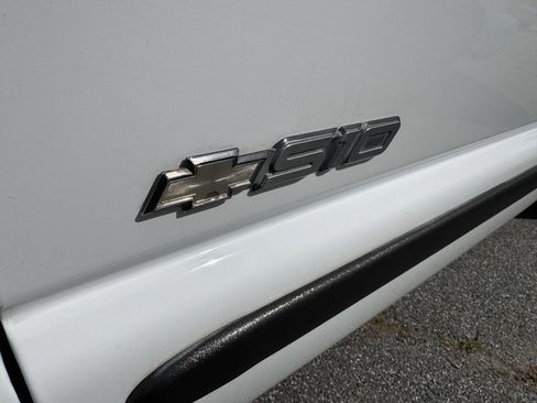 Used 2004 Chevrolet S10 Pickup LS AWD/4WD image 10