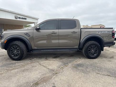 Used 2025 Ford Ranger Raptor AWD/4WD image 2
