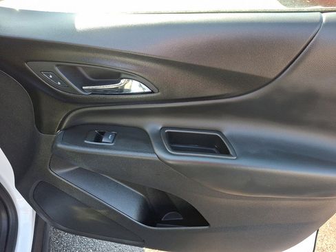 Used 2024 Chevrolet Equinox LT image 10