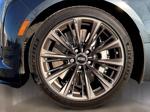 Certified 2025 Cadillac CT5 V Blackwing image 8