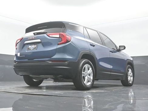 Used 2024 GMC Terrain SLE image 23