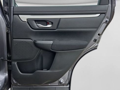 Used 2018 Honda CR-V LX image 31