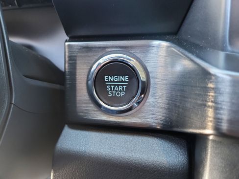 Used 2024 Ford F250 Lariat w/ Lariat Ultimate Package image 29