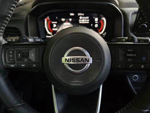 Used 2021 Nissan Rogue Platinum FWD image 30