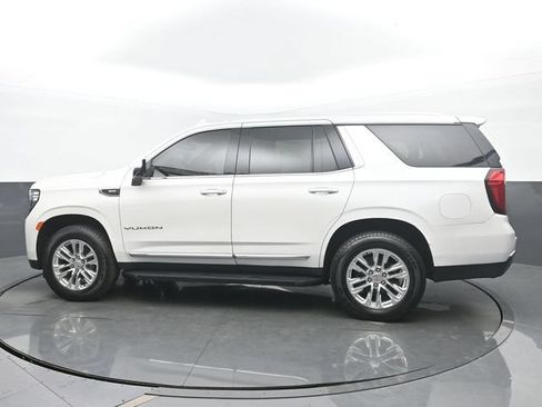 Used 2021 GMC Yukon SLT w/ SLT Luxury Plus Package AWD/4WD image 3