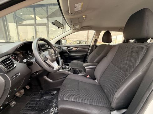Used 2017 Nissan Rogue Sport S w/ S Appearance Package AWD/4WD image 10